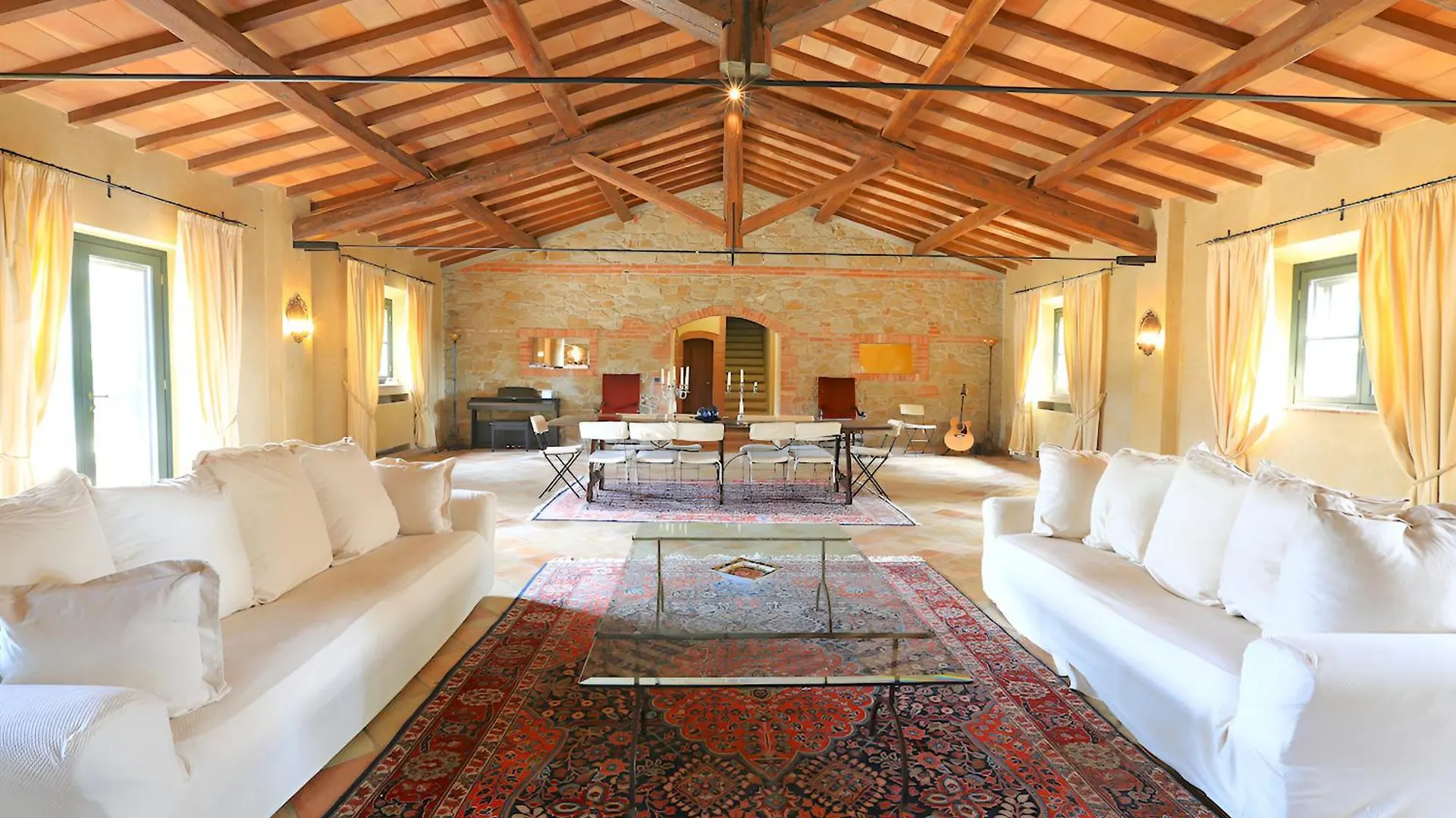 Villa San Girolamo Fattoria Badiola Italien